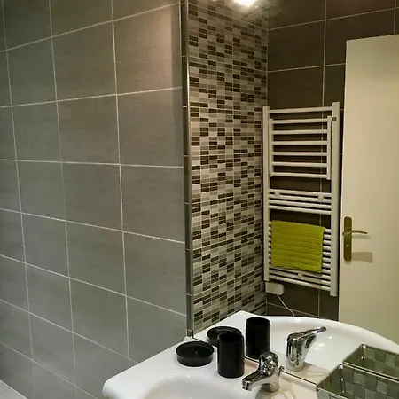 Le Grenier De Luz Apartment *